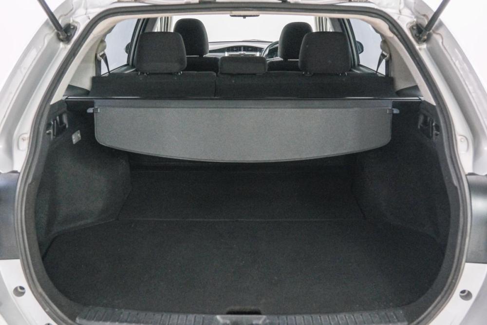 Toyota Corolla XI (E160 E170 E180) Рестайлинг 1 Красноярск  - изображение 21