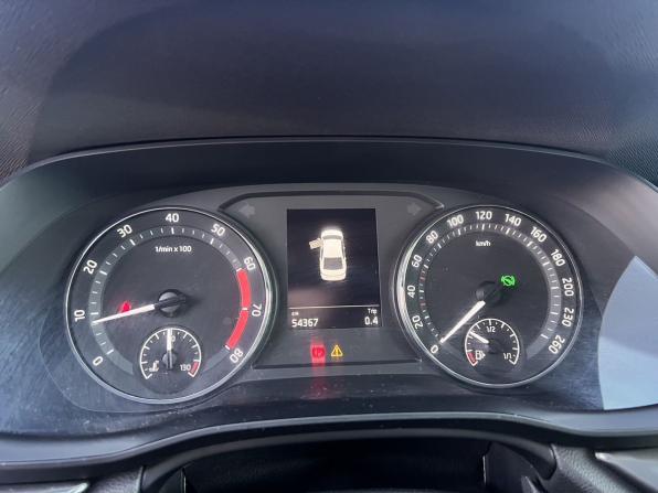 Skoda Octavia IV (A8) с пробегом 2021 года, цена 2 470 000 рублей, 54300 км, лифтбек, Автокод Объявления