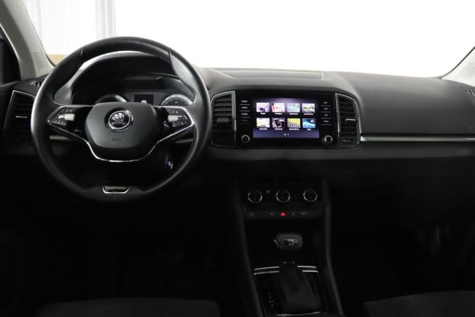 Skoda Karoq I с пробегом 2021 года, цена 2 559 990 рублей, 77728 км, внедорожник, Автокод Объявления
