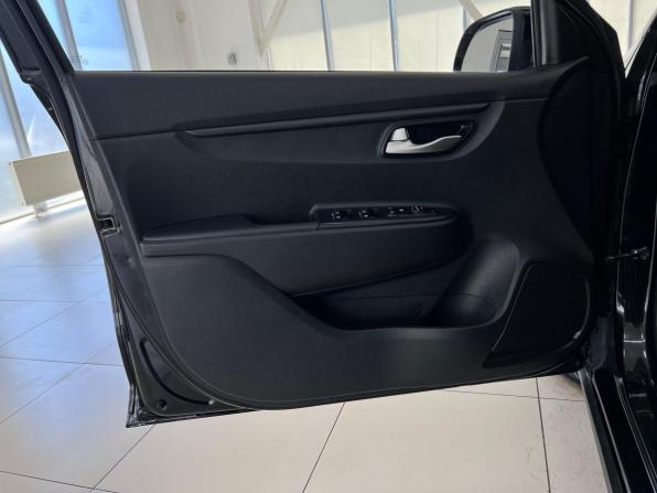 Kia Rio IV Рестайлинг с пробегом 2021 года, цена 1 600 000 рублей, 54726 км, хэтчбек, Автокод Объявления