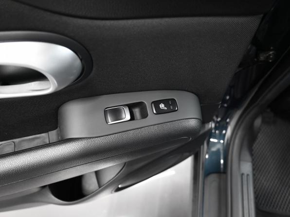Kia Soul II Рестайлинг с пробегом 2017 года, цена 1 615 000 рублей, 60670 км, хэтчбек, Автокод Объявления