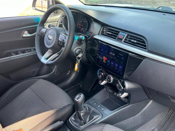 Kia Rio IV с пробегом 2018 года, цена 890 000 рублей, 149312 км, седан, Автокод Объявления
