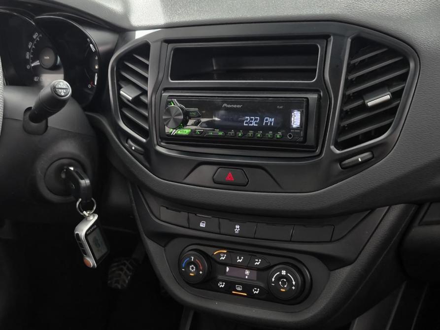 Lada (ВАЗ) Vesta I Нижний Новгород  - изображение 18