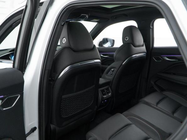 Geely Tugella I Рестайлинг с пробегом 2023 года, цена 3 390 111 рублей, 17059 км, внедорожник, Автокод Объявления