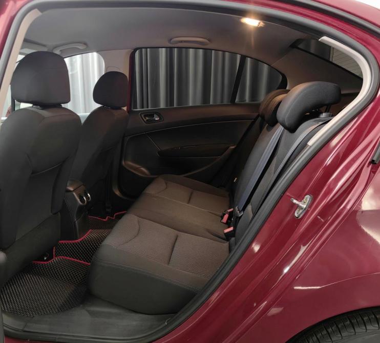 Peugeot 408 I Москва  - изображение 11