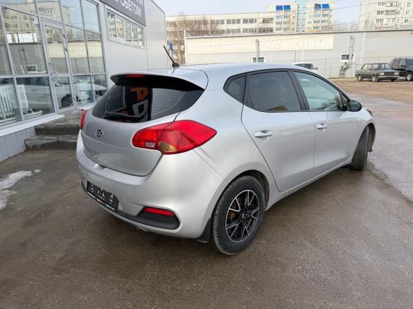 Kia Ceed II с пробегом 2013 года, цена 779 900 рублей, 209282 км, хэтчбек, Автокод Объявления
