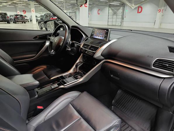 Mitsubishi Eclipse Cross I с пробегом 2018 года, цена 1 912 000 рублей, 96222 км, внедорожник, Автокод Объявления