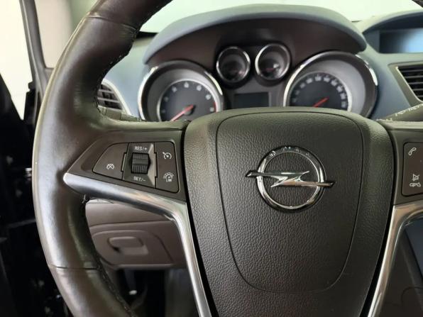 Opel Mokka I с пробегом 2014 года, цена 1 399 000 рублей, 109000 км, внедорожник, Автокод Объявления