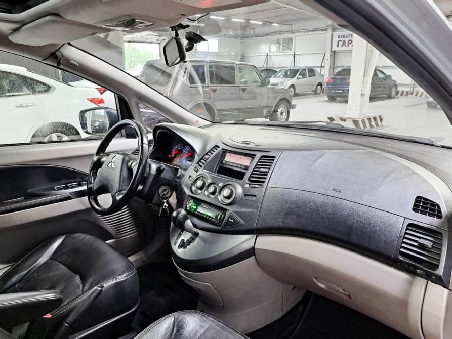 Mitsubishi Grandis I Набережные Челны  - изображение 13
