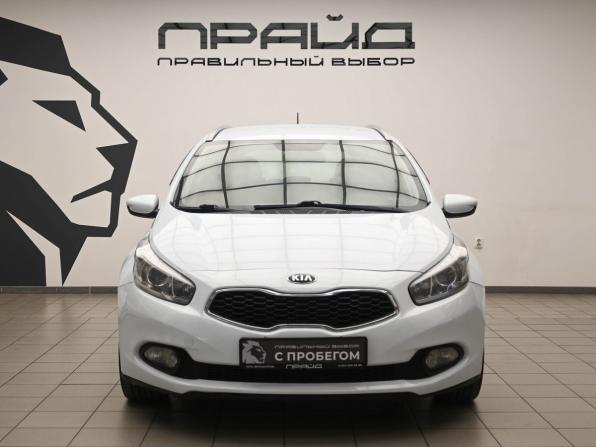 Kia Ceed II с пробегом 2012 года, цена 929 000 рублей, 196192 км, универсал, Автокод Объявления