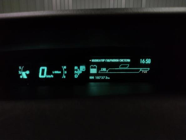 Toyota Prius III Рестайлинг (XW30) с пробегом 2011 года, цена 1 015 000 рублей, 187373 км, лифтбек, Автокод Объявления