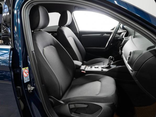 Audi A3 III (8V) Рестайлинг с пробегом 2019 года, цена 1 999 000 рублей, 96923 км, седан, Автокод Объявления