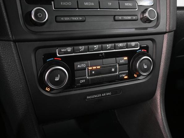 Volkswagen Golf VI с пробегом 2012 года, цена 1 079 000 рублей, 104176 км, хэтчбек, Автокод Объявления