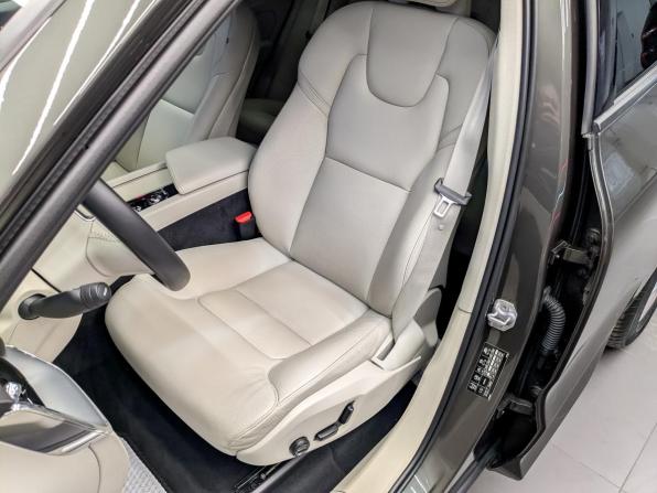 Volvo XC60 II с пробегом 2020 года, цена 3 955 000 рублей, 74072 км, внедорожник, Автокод Объявления