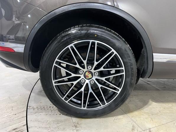 Volkswagen Touareg II Рестайлинг с пробегом 2015 года, цена 2 530 000 рублей, 90176 км, внедорожник, Автокод Объявления