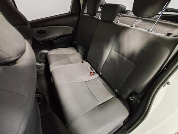 Toyota Yaris III Рестайлинг 2 с пробегом 2017 года, цена 1 375 000 рублей, 160073 км, хэтчбек, Автокод Объявления