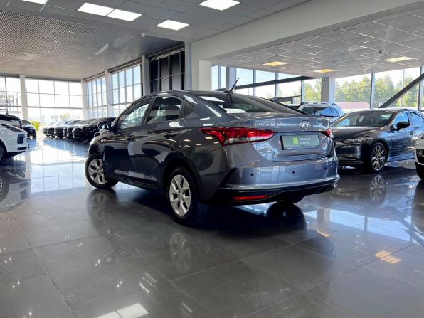 Hyundai Solaris II Рестайлинг с пробегом 2021 года, цена 1 515 000 рублей, 97766 км, седан, Автокод Объявления