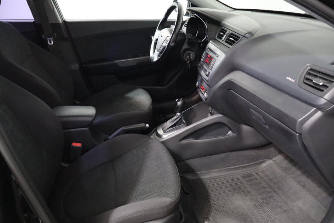 Kia Rio III Рестайлинг с пробегом 2015 года, цена 829 000 рублей, 218000 км, седан, Автокод Объявления