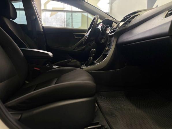 Hyundai Elantra V (MD) с пробегом 2014 года, цена 1 059 900 рублей, 175555 км, седан, Автокод Объявления