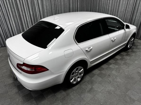 Skoda Superb II с пробегом 2012 года, цена 1 045 000 рублей, 280800 км, лифтбек, Автокод Объявления