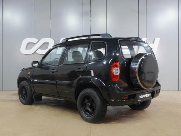 Chevrolet Niva I Рестайлинг с пробегом 2010 года, цена 399 000 рублей, 213666 км, внедорожник, Автокод Объявления