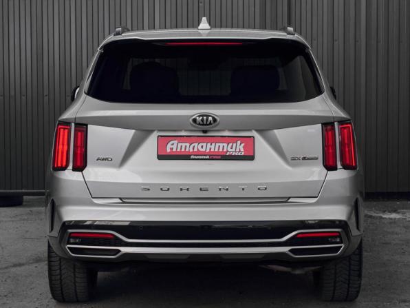 Kia Sorento IV с пробегом 2021 года, цена 3 620 000 рублей, 92150 км, внедорожник, Автокод Объявления