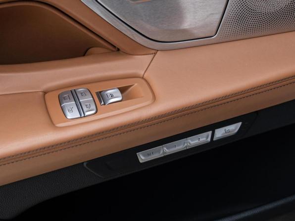 BMW 7 серии VI (G11/G12) с пробегом 2015 года, цена 3 960 000 рублей, 164054 км, седан, Автокод Объявления