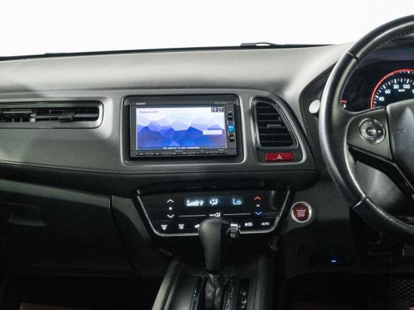 Honda Vezel I с пробегом 2015 года, цена 1 499 500 рублей, 88141 км, внедорожник, Автокод Объявления