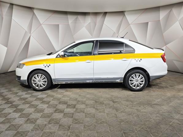 Skoda Rapid I Рестайлинг с пробегом 2017 года, цена 631 000 рублей, 299149 км, лифтбек, Автокод Объявления