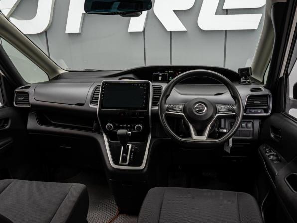 Nissan Serena V (C27) с пробегом 2017 года, цена 1 850 000 рублей, 189941 км, минивэн, Автокод Объявления
