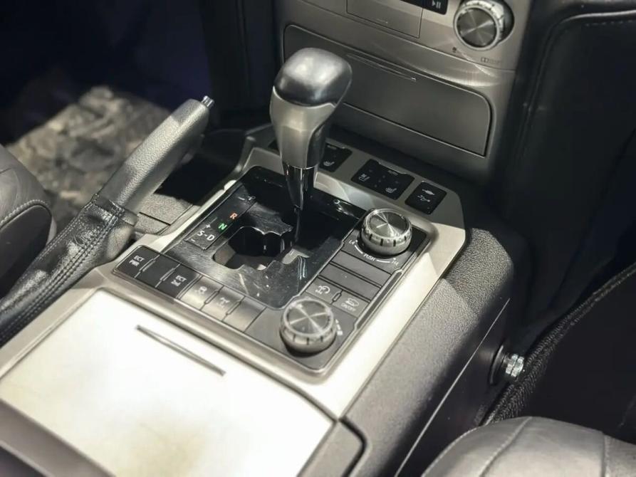 Toyota Land Cruiser 200 Series Рестайлинг 2 Новосибирск  - изображение 18