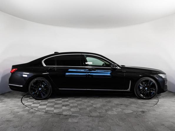 BMW 7 серии VI (G11/G12) Рестайлинг с пробегом 2019 года, цена 4 206 510 рублей, 268000 км, седан, Автокод Объявления