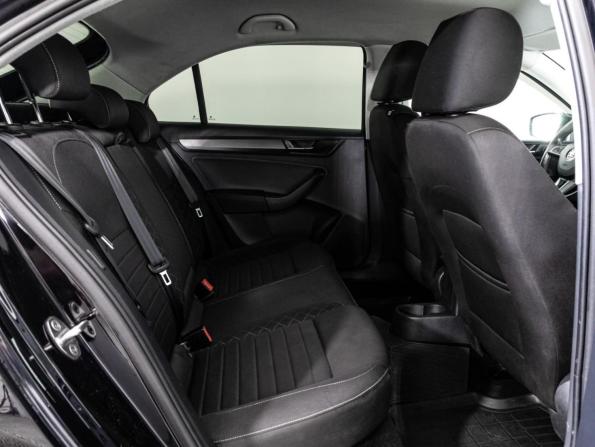 Skoda Rapid I Рестайлинг с пробегом 2019 года, цена 1 199 000 рублей, 181699 км, лифтбек, Автокод Объявления