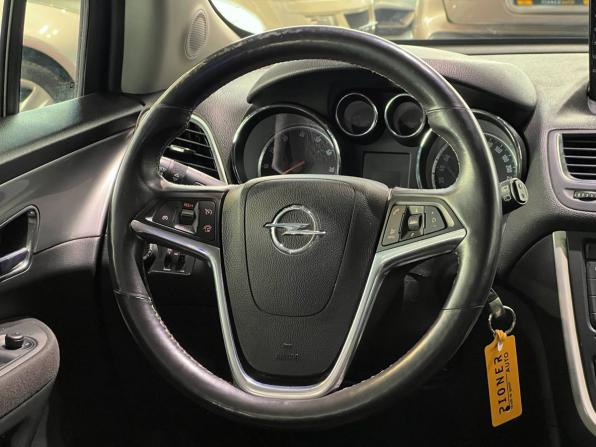 Opel Mokka I с пробегом 2014 года, цена 1 070 000 рублей, 115120 км, внедорожник, Автокод Объявления