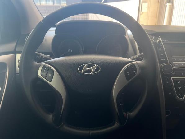 Hyundai i30 II с пробегом 2013 года, цена 950 000 рублей, 145273 км, хэтчбек, Автокод Объявления