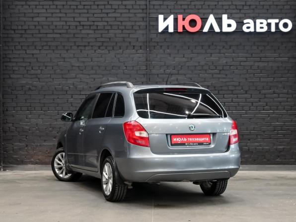 Skoda Fabia II Рестайлинг с пробегом 2012 года, цена 720 000 рублей, 208638 км, универсал, Автокод Объявления