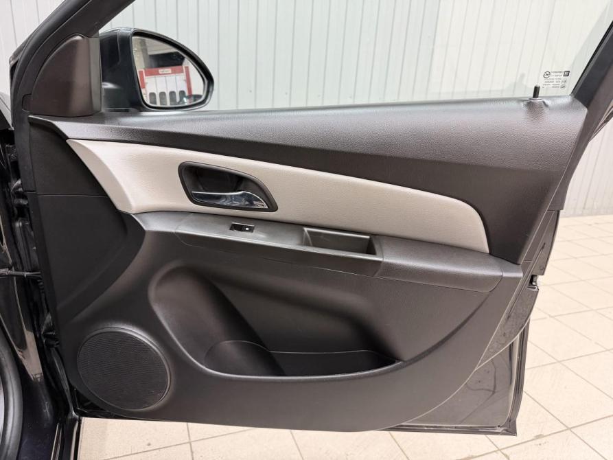 Chevrolet Cruze I Рестайлинг Магнитогорск  - изображение 15
