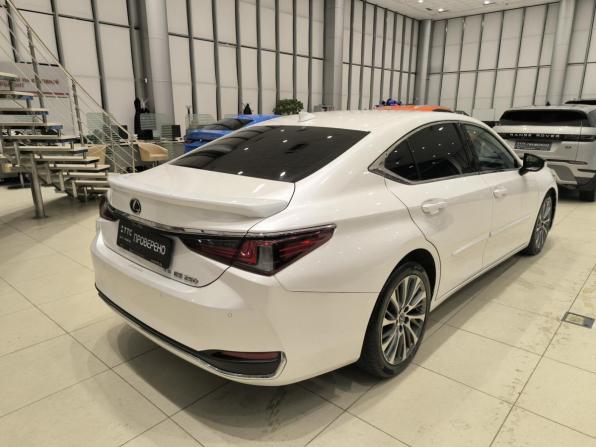 Lexus ES VII с пробегом 2020 года, цена 4 300 000 рублей, 63000 км, седан, Автокод Объявления
