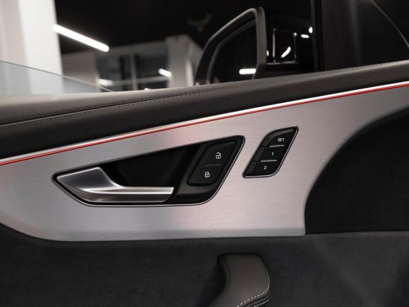 Audi Q8 I (4M) Рестайлинг с пробегом 2025 года, цена 14 450 000 рублей, 75 км, внедорожник, Автокод Объявления