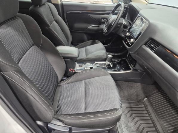 Mitsubishi Outlander III Рестайлинг 3 с пробегом 2021 года, цена 3 655 000 рублей, 27052 км, внедорожник, Автокод Объявления