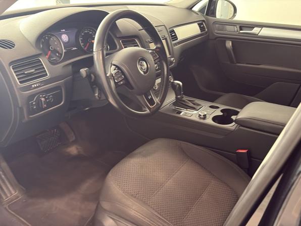 Volkswagen Touareg II с пробегом 2012 года, цена 1 930 000 рублей, 160000 км, внедорожник, Автокод Объявления