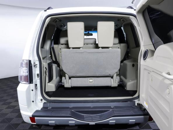 Mitsubishi Pajero IV Рестайлинг 2 с пробегом 2020 года, цена 3 790 000 рублей, 34900 км, внедорожник, Автокод Объявления
