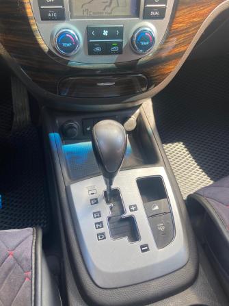 Hyundai Santa Fe II Рестайлинг с пробегом 2011 года, цена 990 000 рублей, 254000 км, внедорожник, Автокод Объявления