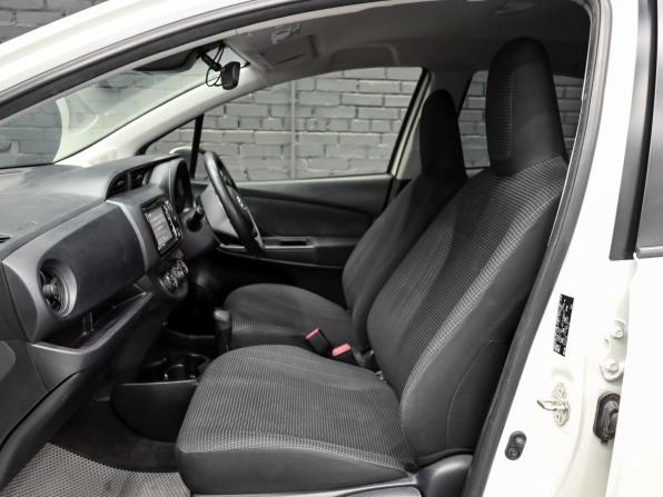 Toyota Vitz III (XP130) Рестайлинг 2 с пробегом 2019 года, цена 1 000 000 рублей, 145707 км, хэтчбек, Автокод Объявления