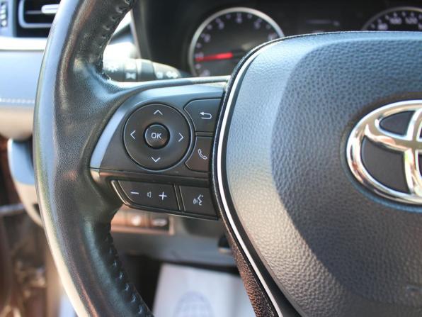 Toyota RAV4 V (XA50) с пробегом 2021 года, цена 3 035 000 рублей, 144300 км, внедорожник, Автокод Объявления