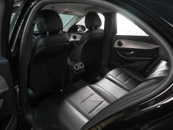 Mercedes-Benz E-Класс V (W213 S213 C238) с пробегом 2018 года, цена 2 489 000 рублей, 158715 км, седан, Автокод Объявления