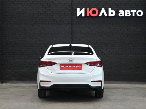 Hyundai Solaris II с пробегом 2017 года, цена 1 170 000 рублей, 178074 км, седан, Автокод Объявления