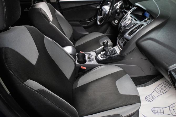 Ford Focus III с пробегом 2012 года, цена 749 000 рублей, 219000 км, хэтчбек, Автокод Объявления