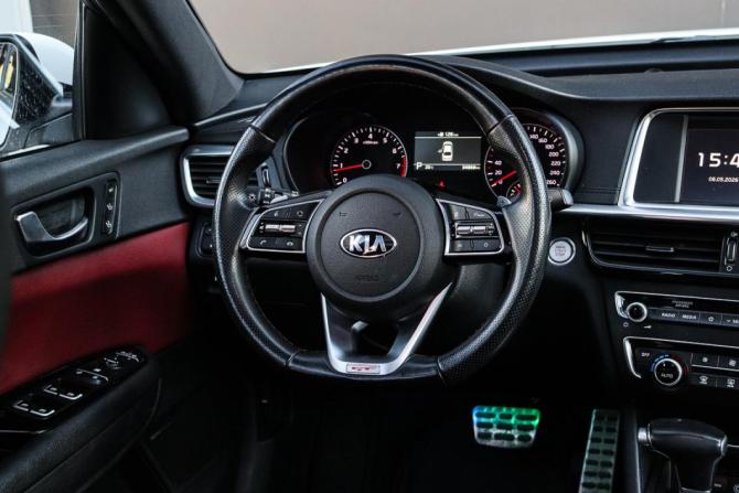 Kia Optima IV Рестайлинг с пробегом 2018 года, цена 2 650 000 рублей, 34952 км, седан, Автокод Объявления
