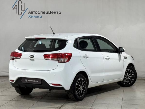 Kia Rio III Рестайлинг с пробегом 2016 года, цена 1 199 800 рублей, 77000 км, хэтчбек, Автокод Объявления